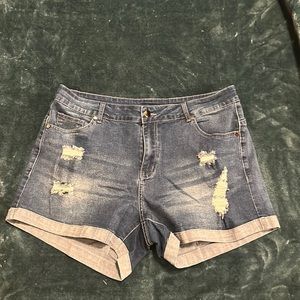 WOMENS DENIM SHORTS SIZE XL